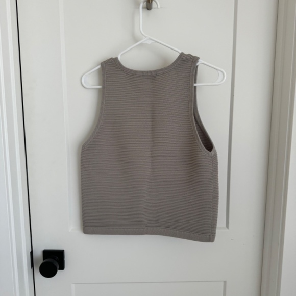 Aritzia Babaton Alrik Top - Picture 6 of 7
